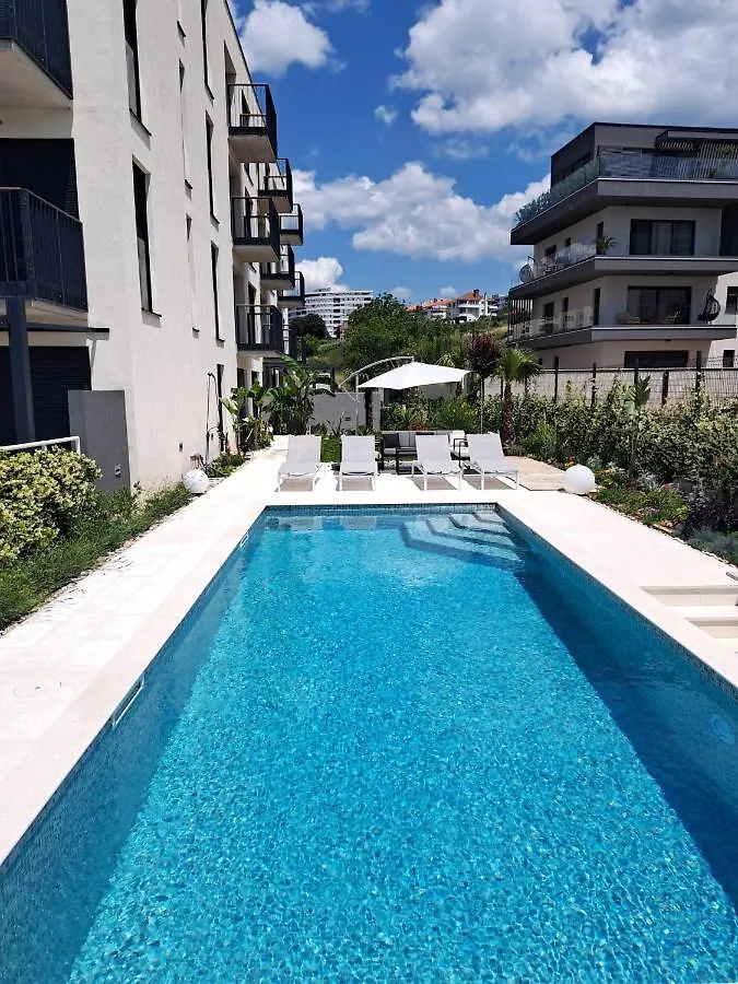 Apartment With Private Pool Split